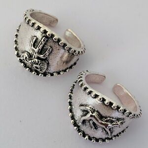 Western Design Silver Tone Cuff Rings Cactus and Horses